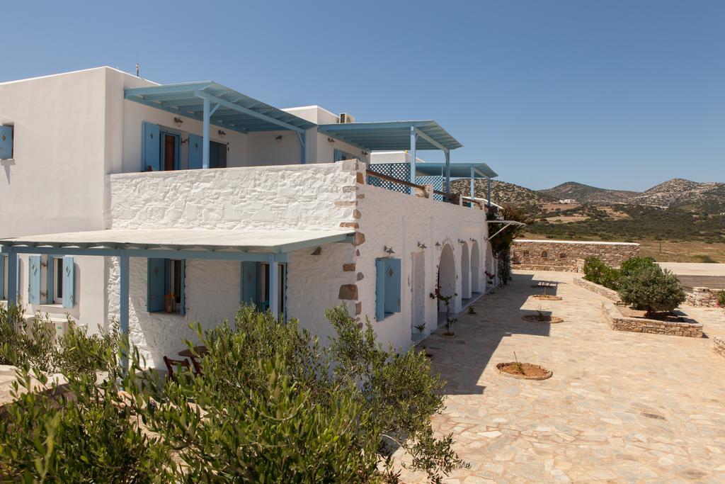 אנטיפארוס Ergina Summer Resort מראה חיצוני תמונה