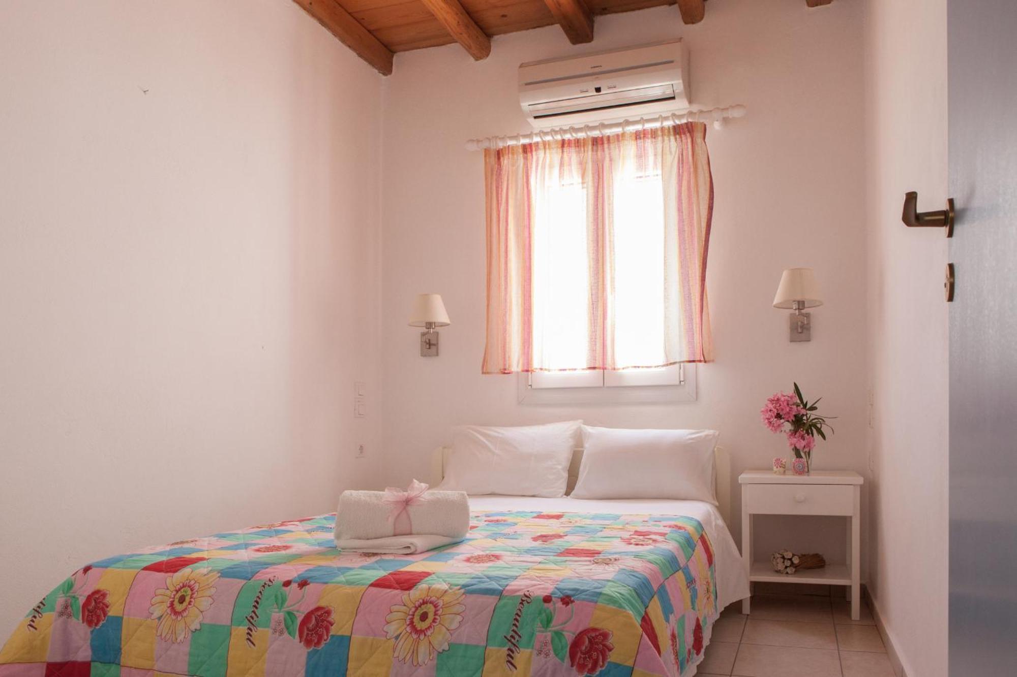 אנטיפארוס Ergina Summer Resort חדר תמונה