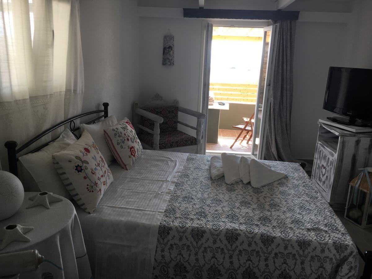אנטיפארוס Ergina Summer Resort מראה חיצוני תמונה